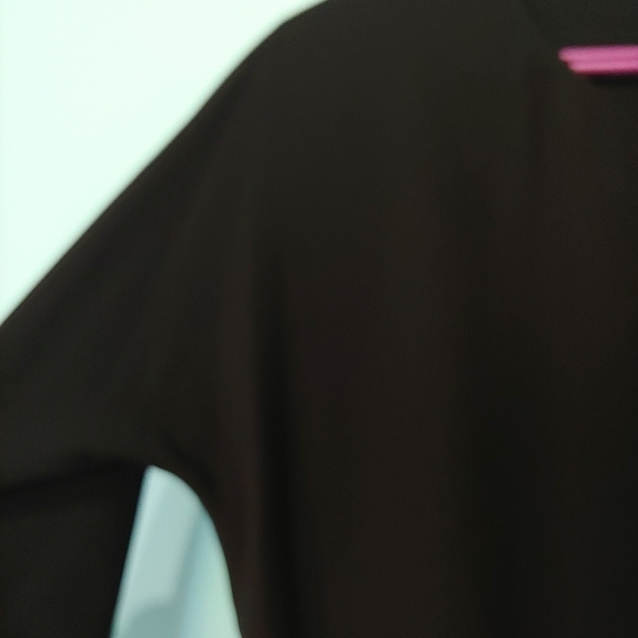 ARITZIA Wilfred Etienne Keyhole Front Black Silk Trim Long Sleeve Blouse - Picture 5 of 7